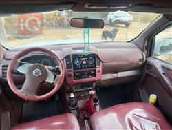 نیسان نەڤارا